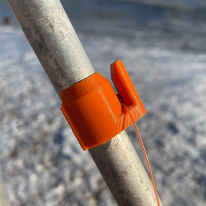 IAN GOLDS TRIPOD, IAN GOLDS IGLOO, RIG CLIPS, RIG CLIP, ORANGE, FRONT, 
AKIOS SEALEGS